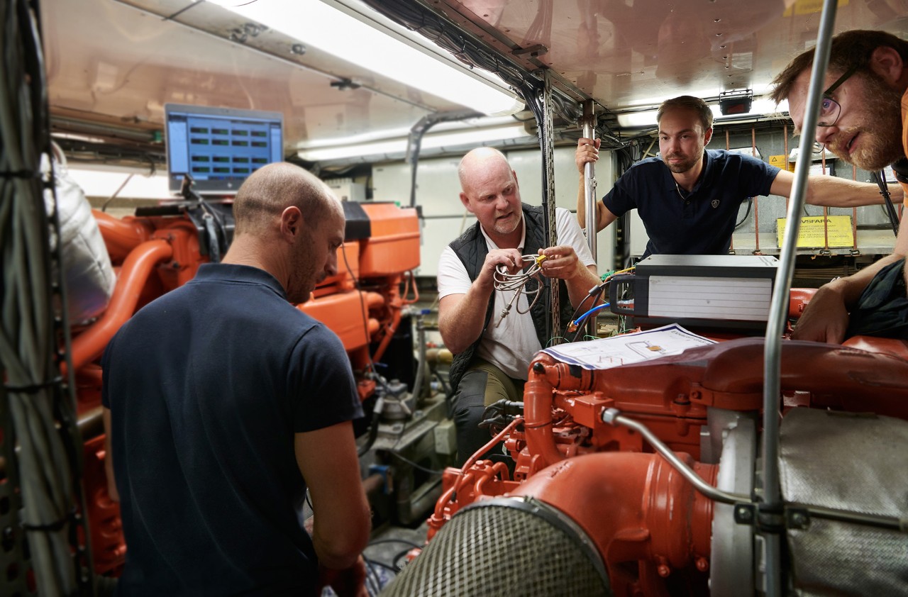 Passagerarbåten Silverpilen med tre 13-liters marinmotorer från Scania