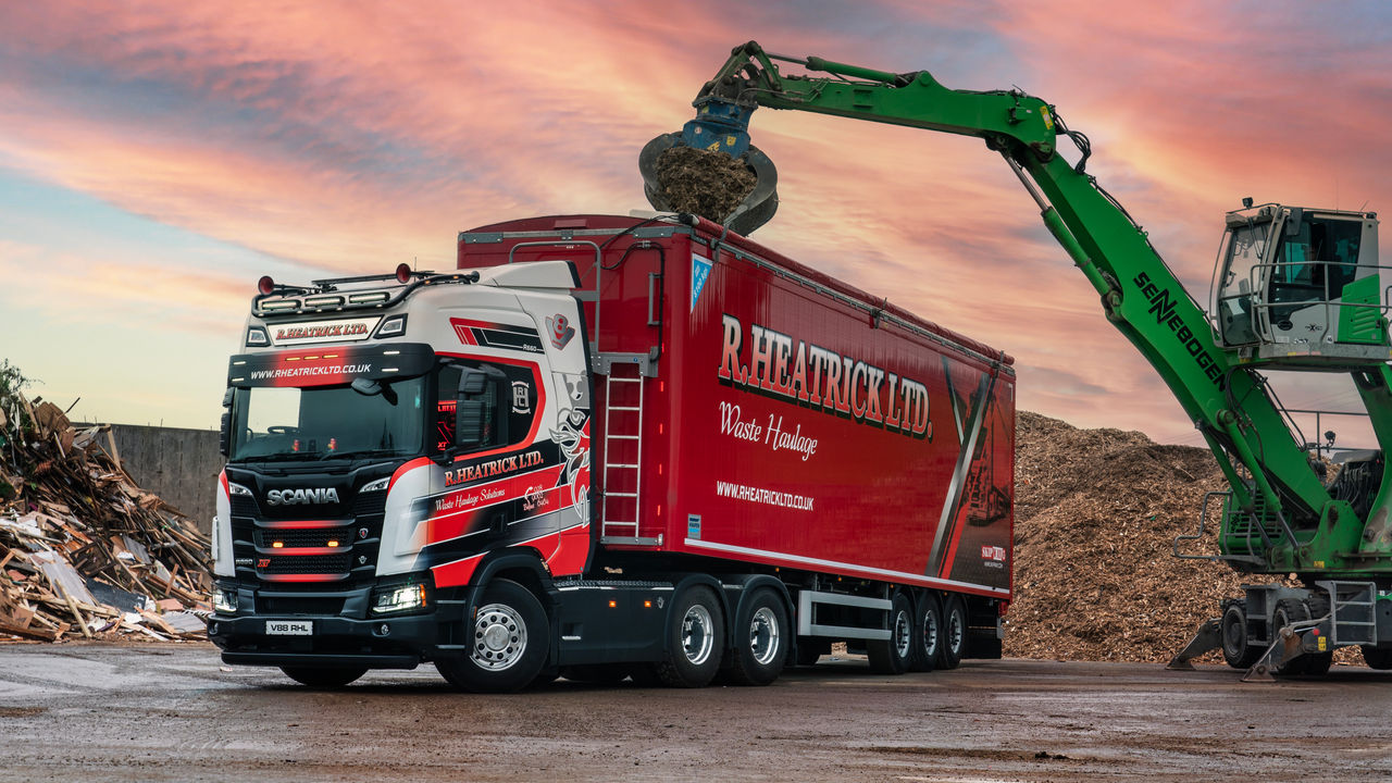 truck loading